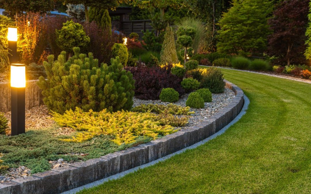 Let Commercial Landscape Lighting Turn Your Exterior Into a Welcome Sign