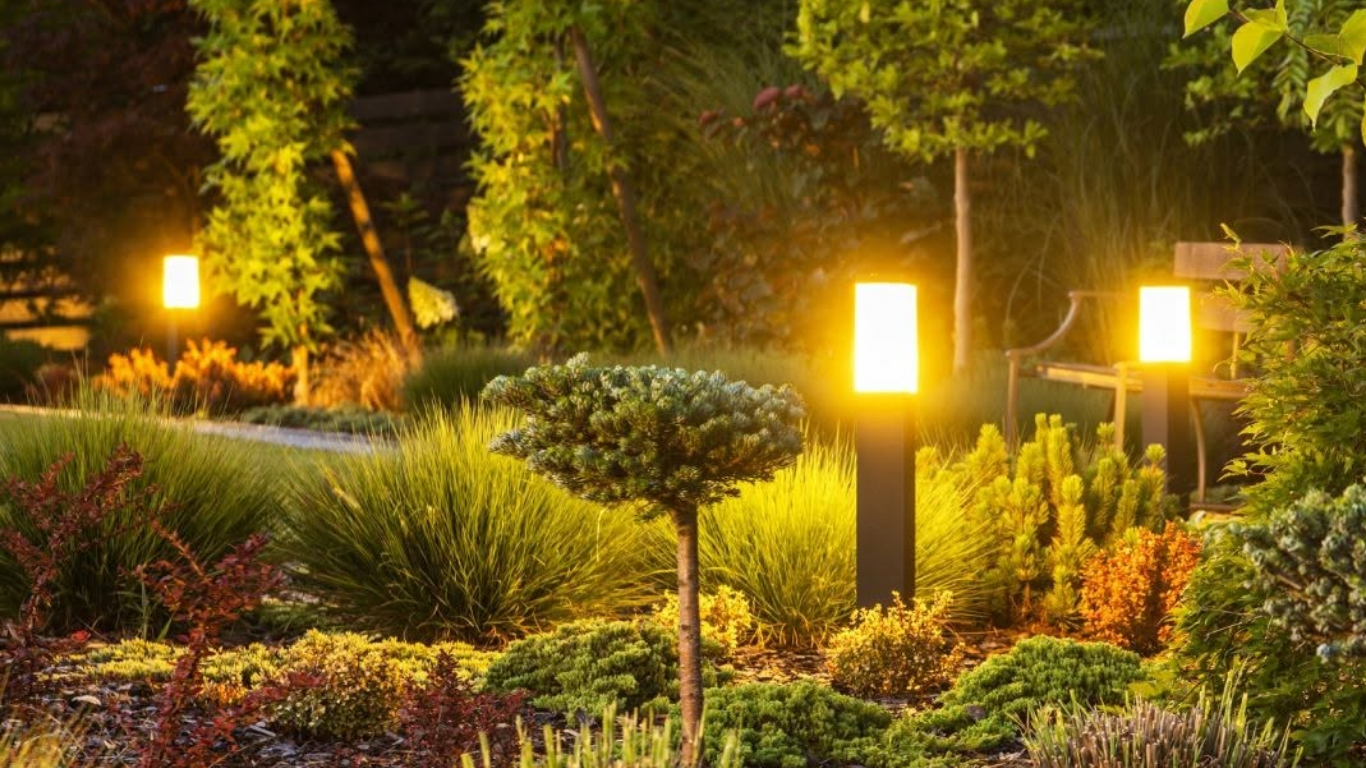 Residential landscape lightning florida